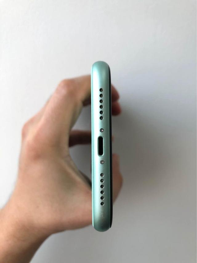 ขาย Iphone 11 (สีเขียว)  5