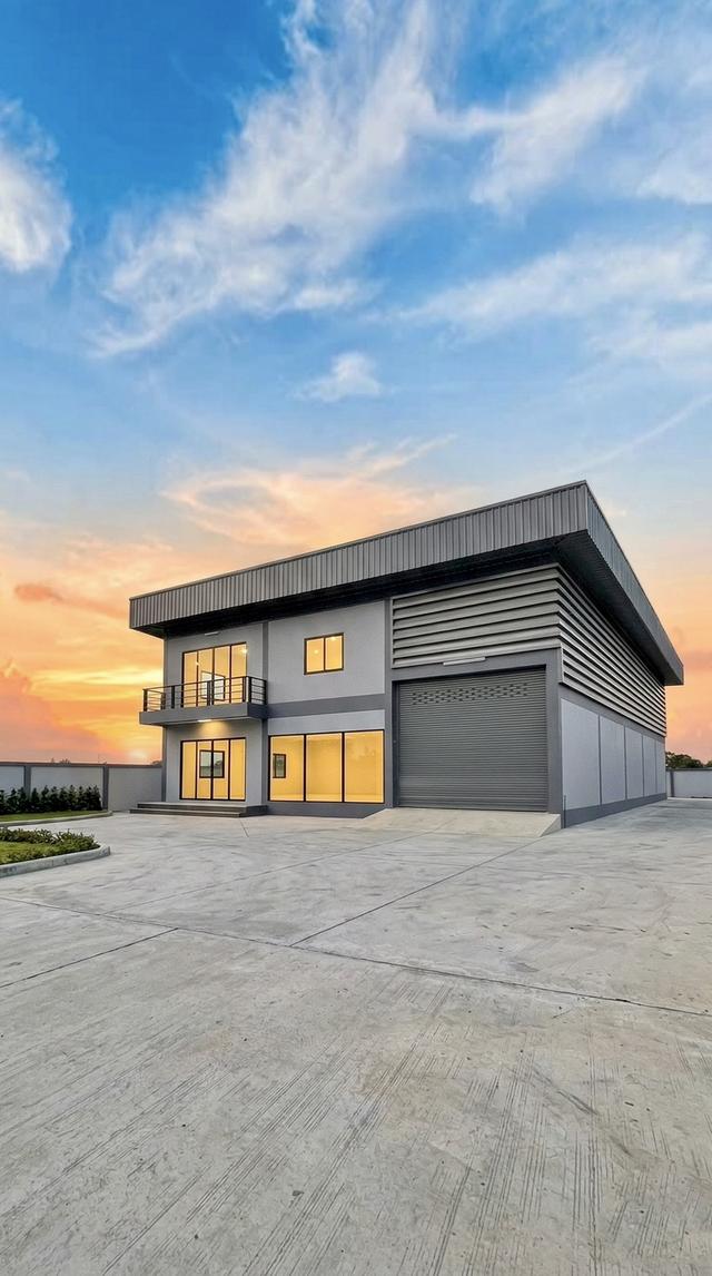 โกดังพร้อมออฟฟิศสร้างสไตล์โมเดิร์น หรือแบบที่ลูกค้าเลือกสร้างตามต้องการ เริ่มต้นเพียง 1.75 ล้านบาท 3