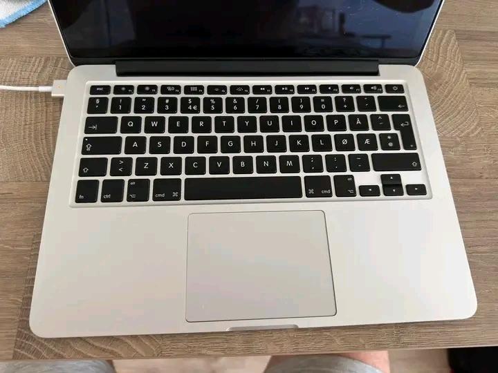 Apple / Macbook Pro สภาพนางฟ้า 2