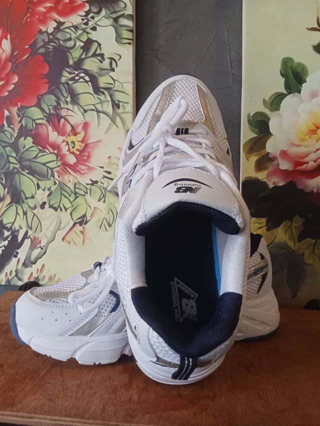 ืnew balance นิวบาลานซ์ 530 (เบอร์ 39) ขนาดความยาว 24.5 cm. เบอร์ 38 ใส่ได้พอดี งานมือหนึ่ง รูปย่อยที่ 3