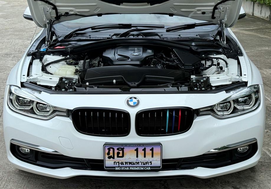 2018 BMW 320D F30 LCI รถมือเดียวออกป้ายแดง วิ่งน้อยเพียง 54,000 กม สภาพเหมือนรถใหม่ รถไม่เคยมีอุบัติเหตุครับ 9