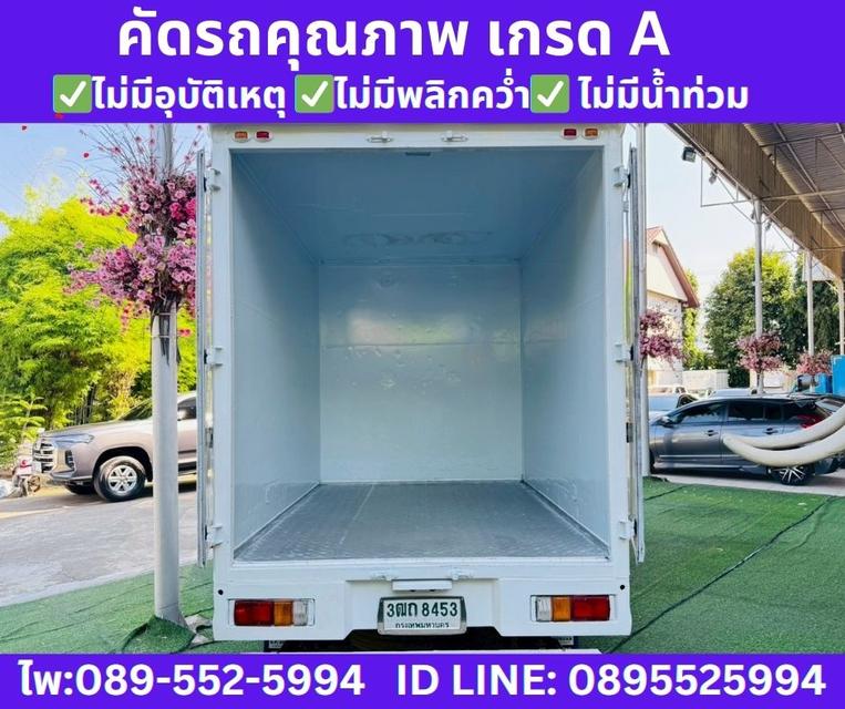 2022 Toyota Hilux Revo 2.4 Single Cab Entry 8