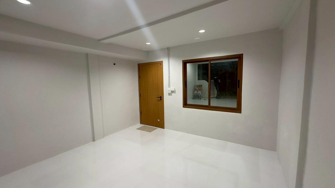 ขายทาวน์เฮาส์ 2 ชั้น สไตล์มินิมอล ซอยอ่อนนุช 48 บ้านรีโนเวทใหม่ทั้งหลัง ตกแต่งสวยน่าอยู่ (N.1943) 9