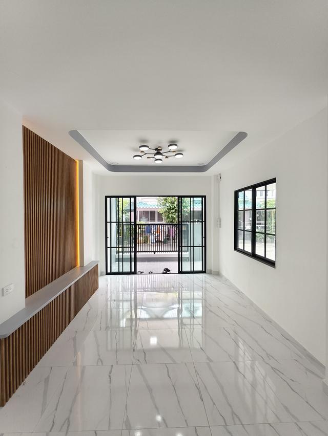 บ้านสินทรัพย์1 ติดถนนรังสิต-นครนายก คลองสี่ 4ห้องนอน 2ห้องน้ำ ราคาสุดคุ้ม 12