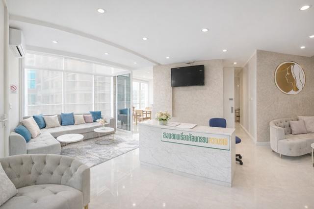 MRT ห้วยขวาง 340ม.อาคารพาณิชย์ให้เช่า ชั้น2 อาคาร 4ชั้น 1 น้ำ 100 ตร.ม.รัชดาภิเษก 10-18 เดอะสตรีท รัชดา 1.3 กม. 4