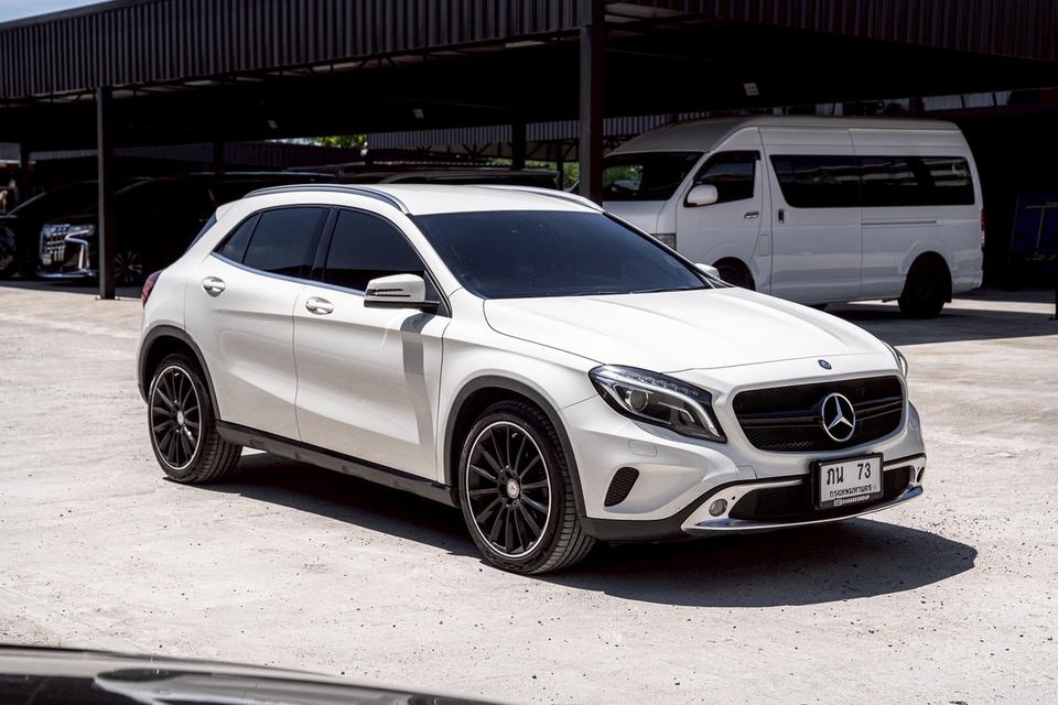 รหัสรถ 67GG2010 #Mercedes Benz GLA 200 ปี 2016