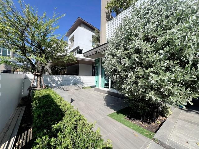 ขายบ้านตัวอย่าง บ้านเดี่ยว 3 ชั้น โครงการ Nirvana Absolute Bangna เนอวานา แอบโซลูท บางนา 3