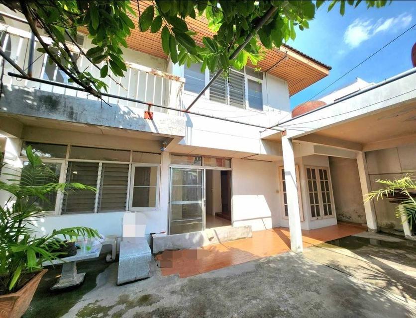 House for rent no furnished no decorate no furnitures at Bang Chak BTS Sukhumvit 93 4
