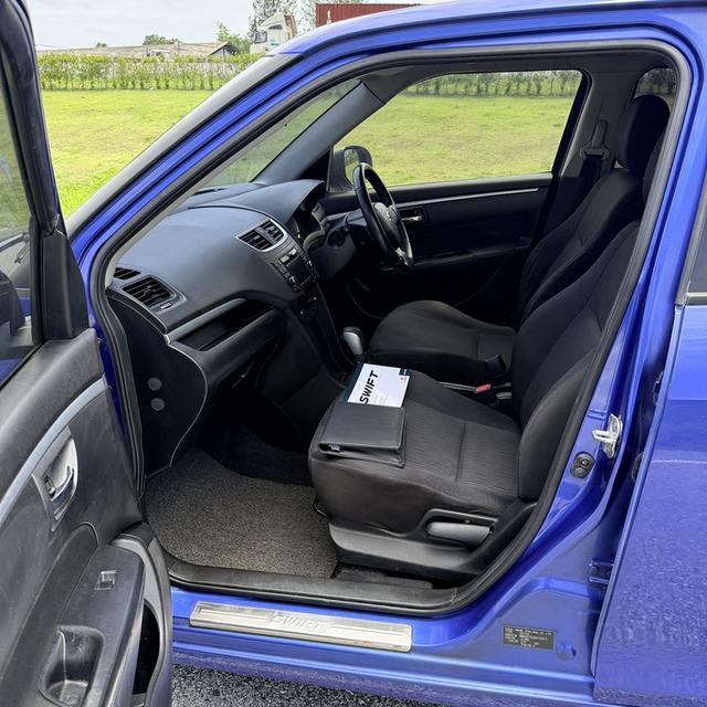 SUZUKI SWIFT1.25GLX AUTO 2013 ✅สวย เดิมสะอาด น็อตไม่ขยับ ไม่แก็ส ❇️ปุ่มสตาร์ท ภายในเยี่ยม แม็กยางสวย ✅เครื่องเกียร์ช่วงล่างดี ประหยัดน้ำมัน ❇️ รูปที่ 13