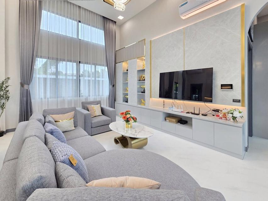 Modern Classic Pool Villas Pattaya 17.8 Million 5