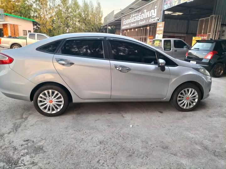 ปล่อยขายด่วน Ford Fiesta 2