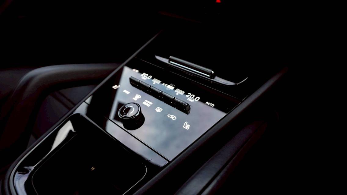 Cayenne S Coupe E-Hybrid (CKD) 18