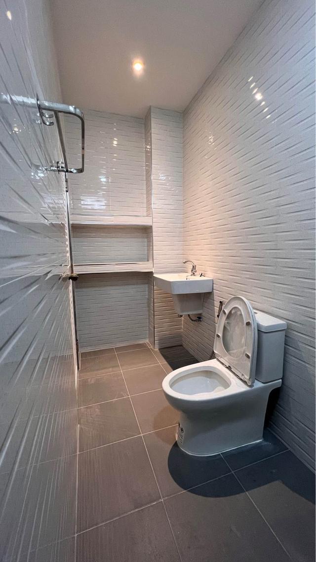 ปล่อยเช่าทาวน์เฮาส์สินทวีบางมด 13