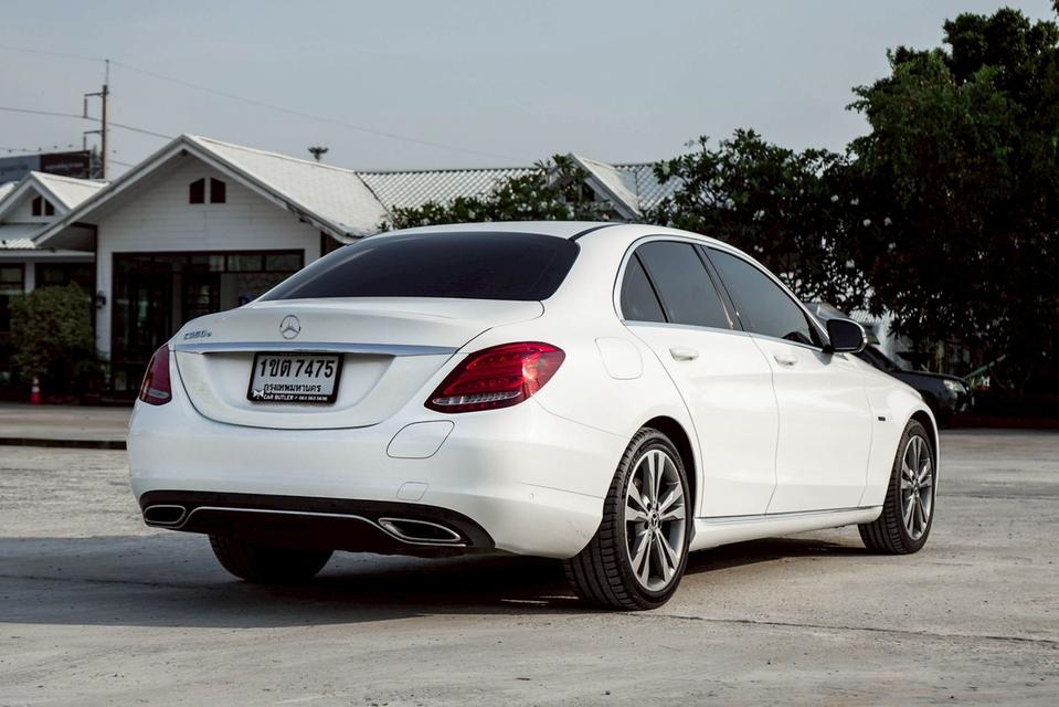 Mercedes-Benz C350e Avantgarde W205 AT 2018 รูปที่ 6