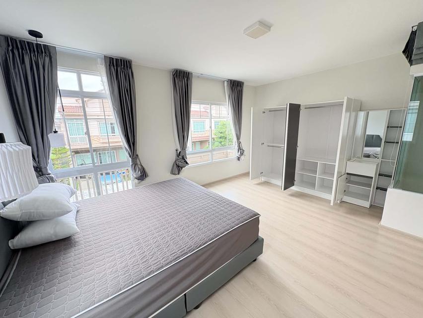 ให้เช่าทาวน์โฮม Villagio ศรีนครินทร์ -บางนา 6