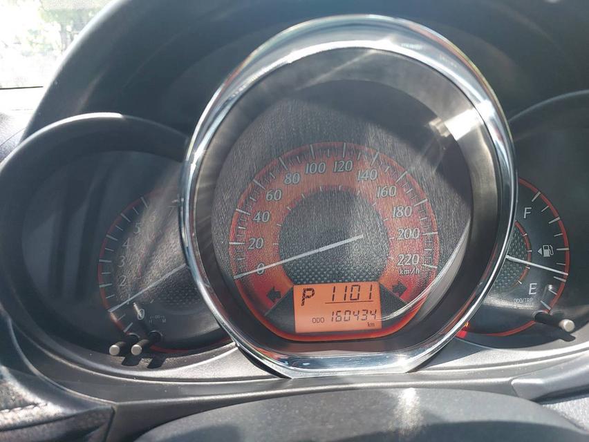 Toyota yaris 1.2 J 2014 รถมือเดียว ไม่เคยมีชน รูปที่ 9
