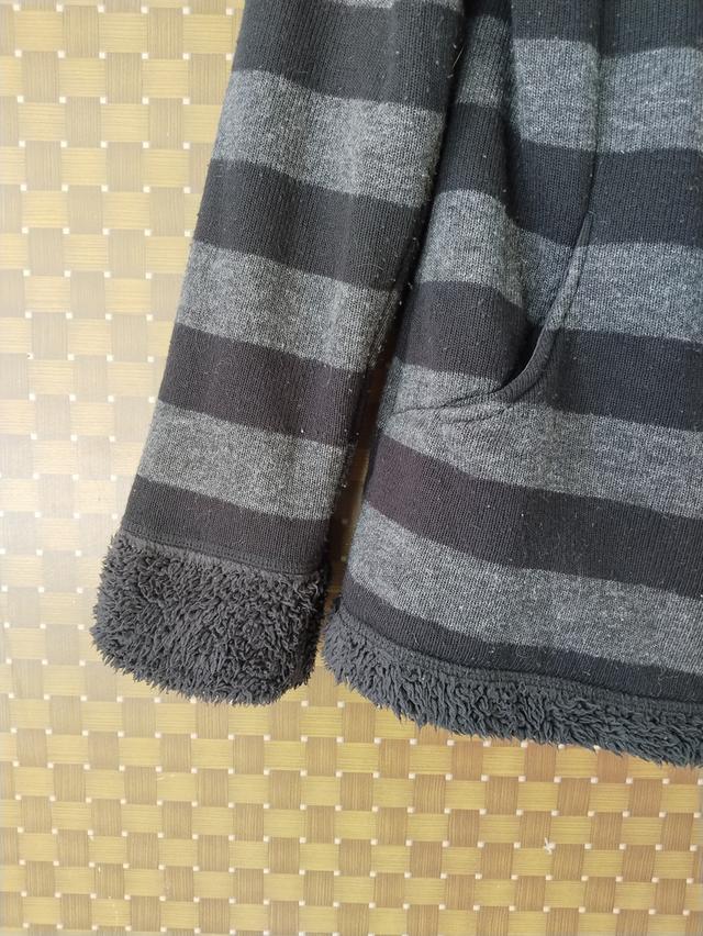 เสื้อกันหนาว uin qlo 4