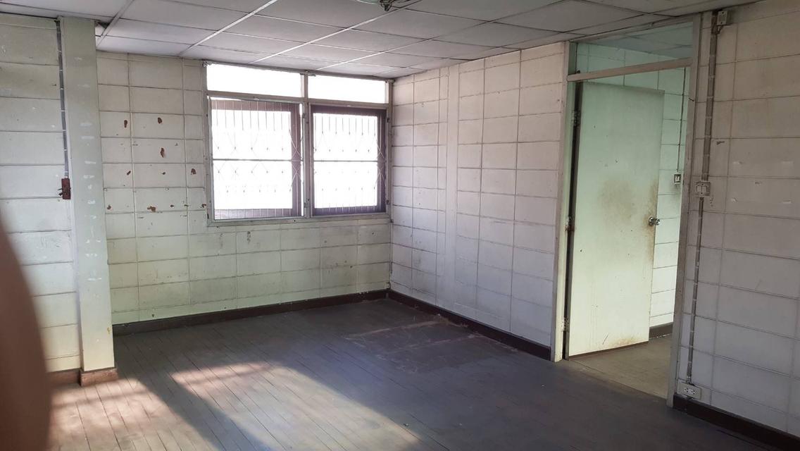 ให้เช่าบ้านเดี่ยวตามสภาพ 6 ซอย 6 หมู่บ้านเสรี 2 (รามคำแหง 24 แยก 28) สังคมดี, บรรยากาศดี, เดินทางสะดวกมากๆๆ ทั้งรถส่วนตัว และ รถโดยสารสาธารณะ 18