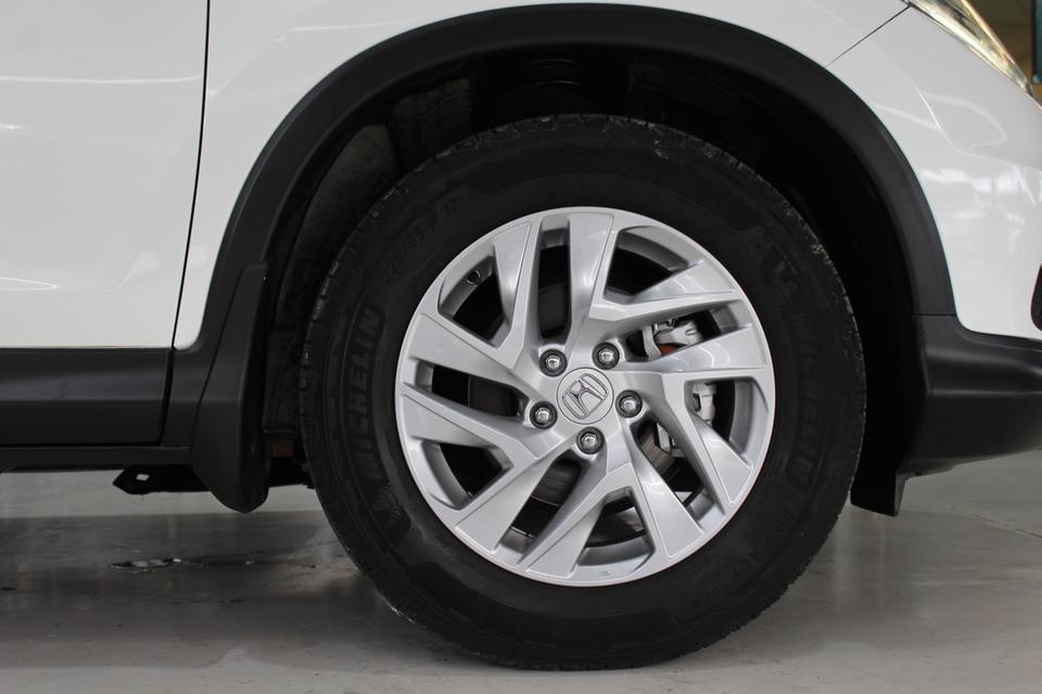 รหัสรถ JRS696 ✨ CR-V ขาวหล่อพร้อมลุย ✨Honda CR-V 2015 8