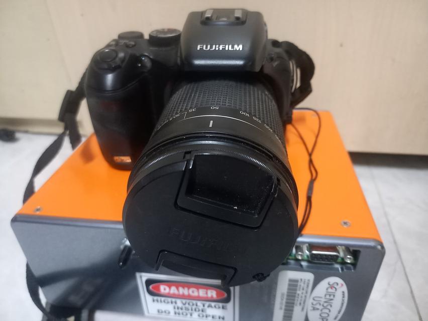ขายกล้องถ่ายรูป Fujifilm FINEPIX S200EXR