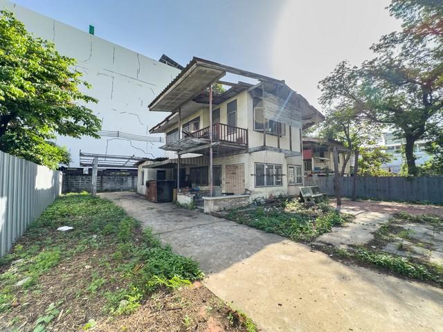 ที่ดินใจกลางลาดพร้าว 100 ตร.วา ซอยลาดพร้าว 99 แยก 1 ใกล้รถไฟฟ้า BTS สายสีเหลือง (สถานีลาดพร้าว 101) เพียง ~300 ม. 6