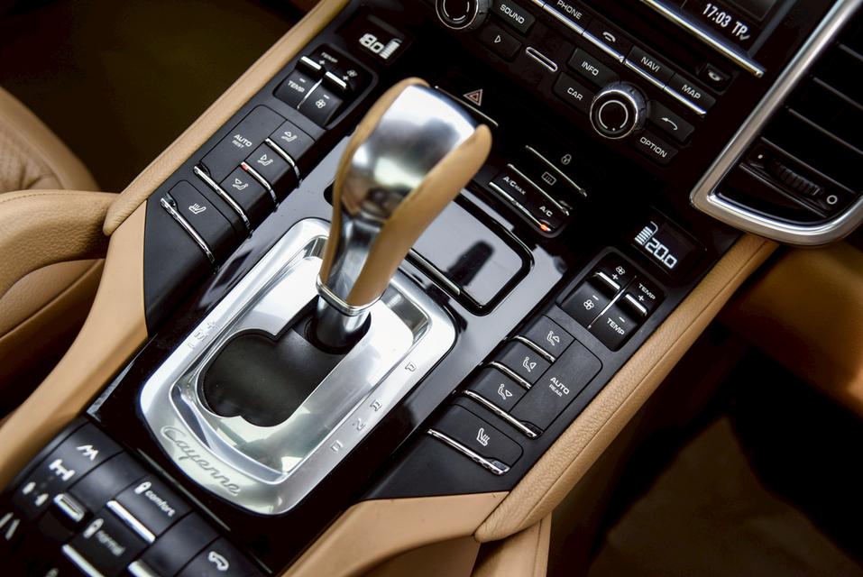 รหัสรถ CBL1969 Porsche Cayenne 3.0 Diesel 4WD AT 2012 16