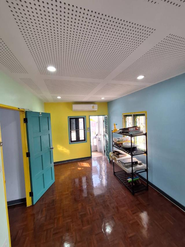 บ้านทาวน์เฮาส์ 3 ชั้น 9