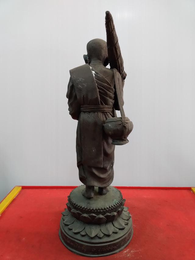 หลวงปู่ทวดยืนสูง12นิ้วออกวัดแม่ตะไคร้อ.แม่ออนจ.เชียงใหม่ 2