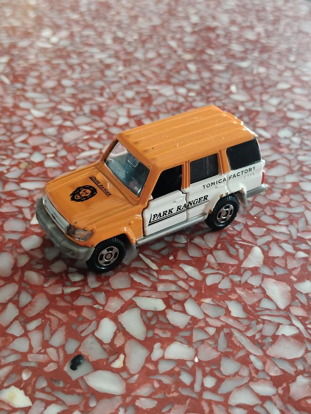 โมเดลรถเหล็กToyota Land Cruiser