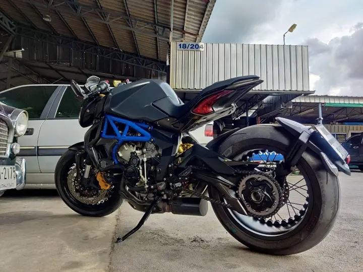 ส่งต่อ  MV Agusta Brutale 1