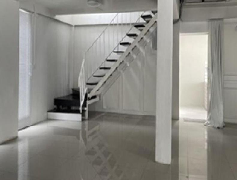 ให้เช่าบ้านเดี่ยว 2 ชั้น Renovate ใหม่ ย่านสุทธิสาร ห้วยขวาง / ซอยโชคอำนวย / ใกล้ MRT สุทธิสาร / แอร์ 5 เครื่อง 7