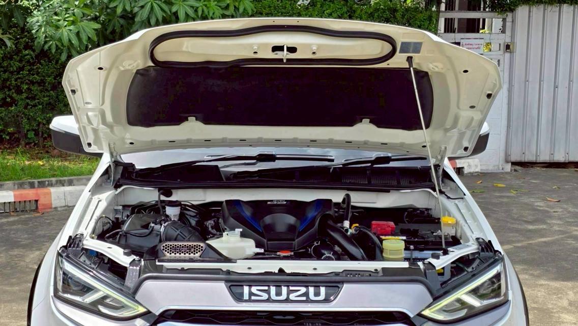 ขาย Isuzu MU-X 3.0 Ultimate 4wd ปี20 16