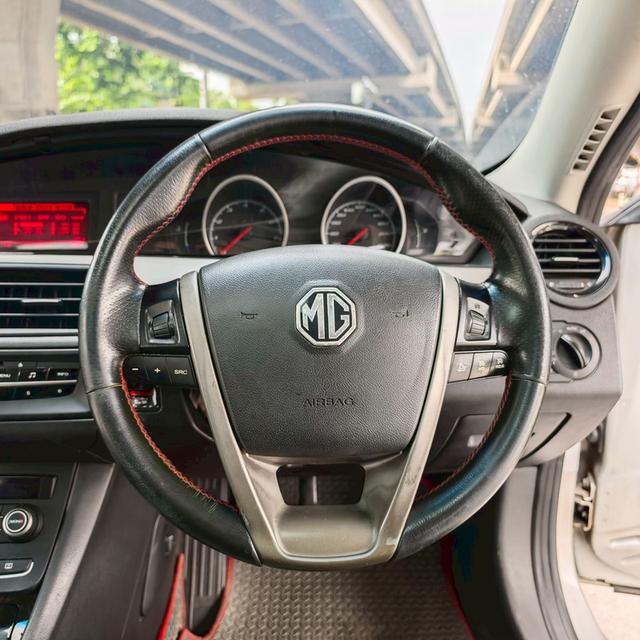 MG 6 1.8 X Sunroof Fastback AT ปี 2017 12