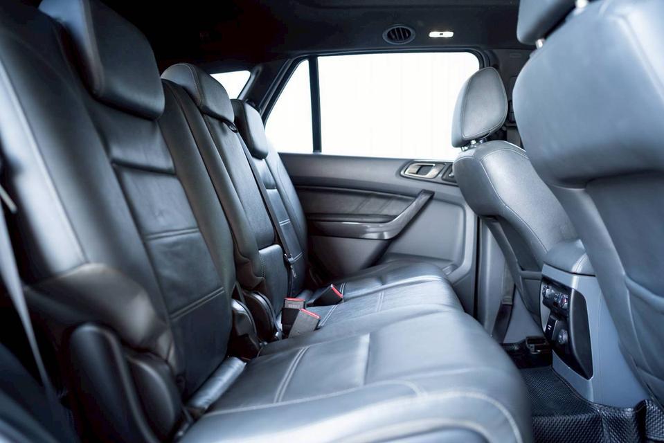 FORD EVEREST 3.2 TITANIUM PLUS 4WD ปี 2017 สีขาว  โฉม ปี15-22 รูปที่ 12