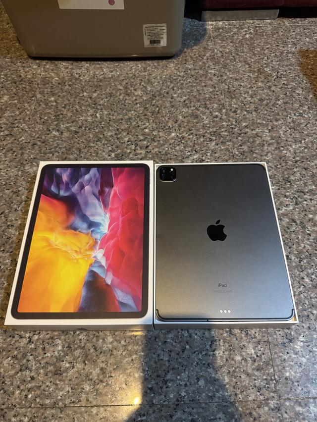 ขายiPadPro11นิ้วสีSpace Gray128กิ๊กWifi Celluer มีกล่องอีมี่ตรงสภาพสวยๆใช้งานดีถูกๆ 2