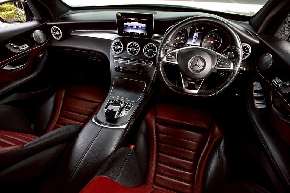 Benz Glc250d 4Matic Coupe 4wd ปี18 12