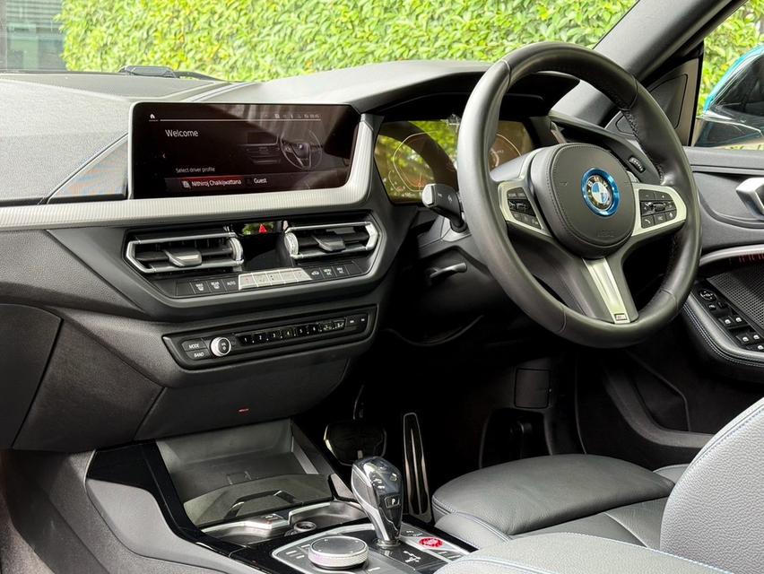 2021 BMW 220I MSPORT รถมือเดียวออกป้ายแดง รถวิ่งน้อย เข้าศูนย์ทุกระยะ ไม่เคยมีอุบัติเหตุครับ 12