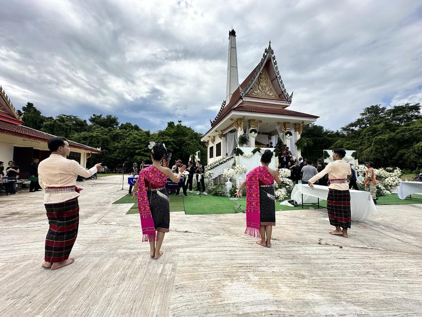 ดนตรีแห่งานศพ ดนตรีและการแสดงหน้าไฟ 5