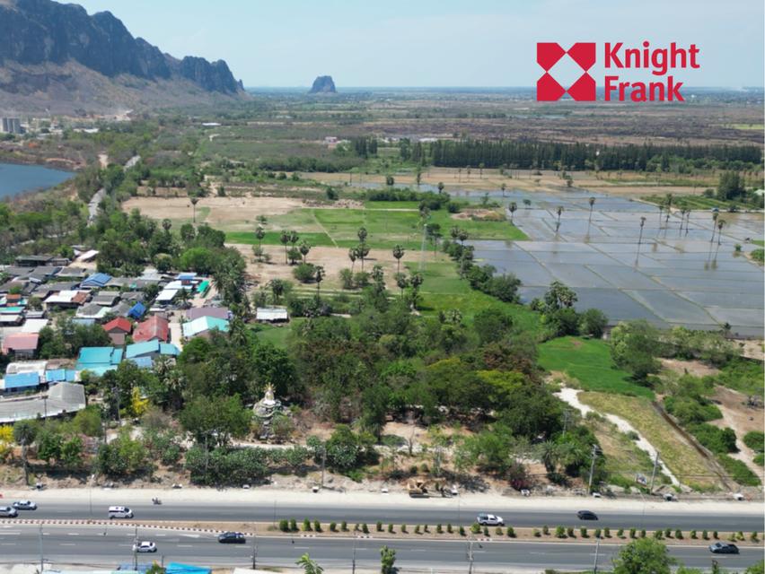 ขายที่ดินเปล่า แปลงใหญ่ 1,940 ไร่ (แยกขายได้ 3 กลุ่ม) ติดถนนเพชรเกษม ใกล้หาดชะอำ จังหวัดเพชรบุรี 2