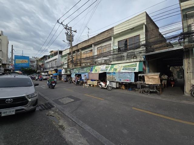 ขายที่ดินพร้อมสิ่งปลูกสร้าง 250 ตร.วย่านถนนจันทร์บางคอแหลม เจริญราษฎร์ เจริญกรุง 2