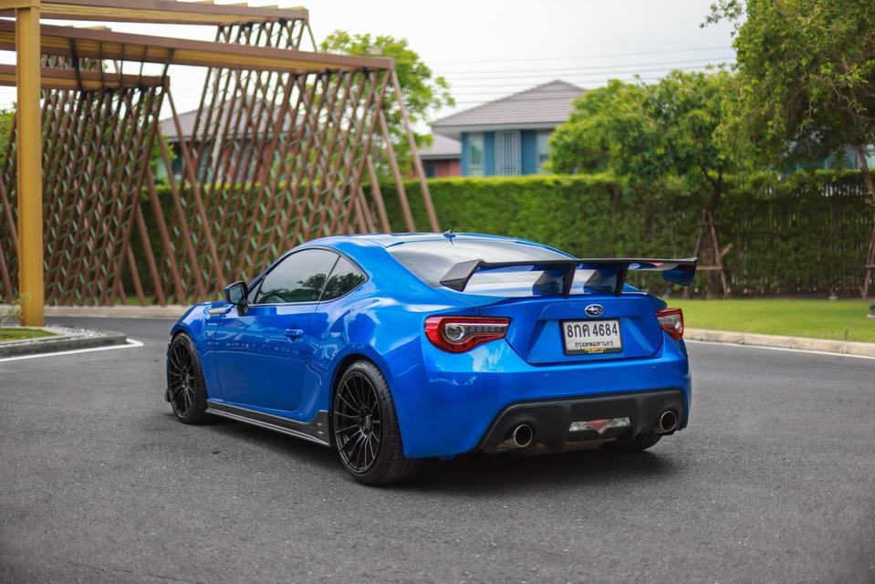 SUBARU BRZ 7