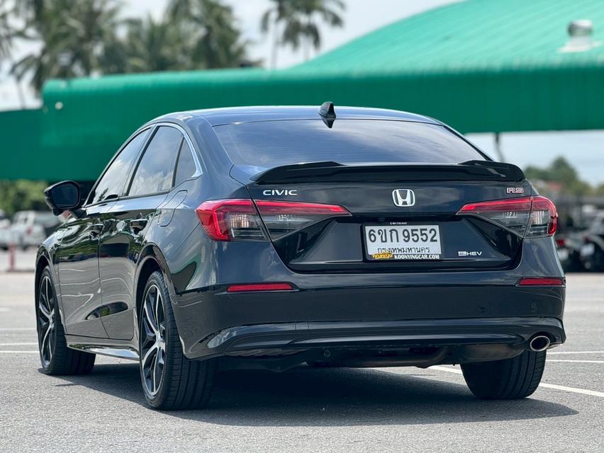 HONDA CIVIC FE Sedan 4dr e:HEV RS E-CVT FWD 2.0 Y22. สีดำ