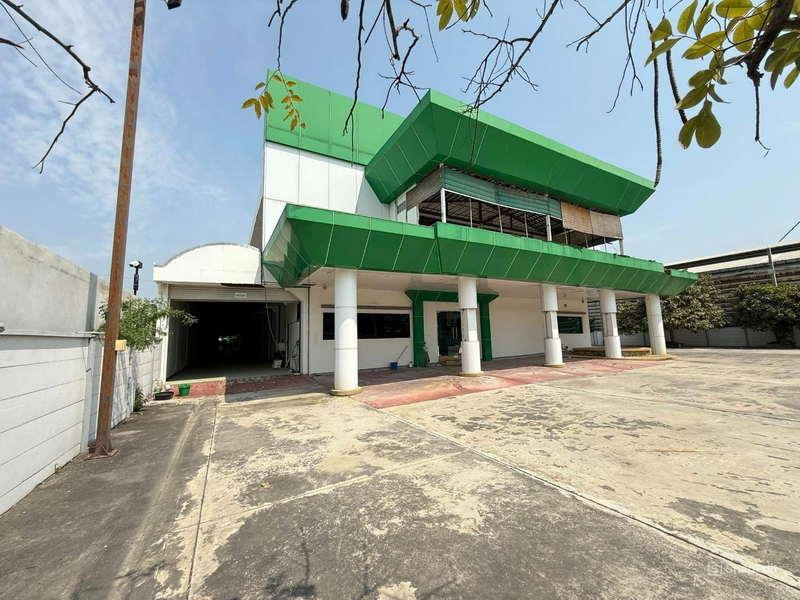 ให้เช่าโกดังพร้อมสำนักงาน ถนนเทพารักษ์ สมุทรปราการ BRE24003