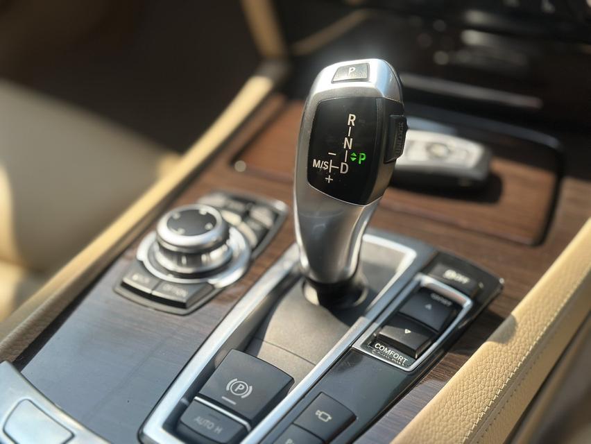 รหัสรถ JRS3212 BMW 730Ld (F02) ดีเซลตัวฐานยาวปี 2011 รูปที่ 12