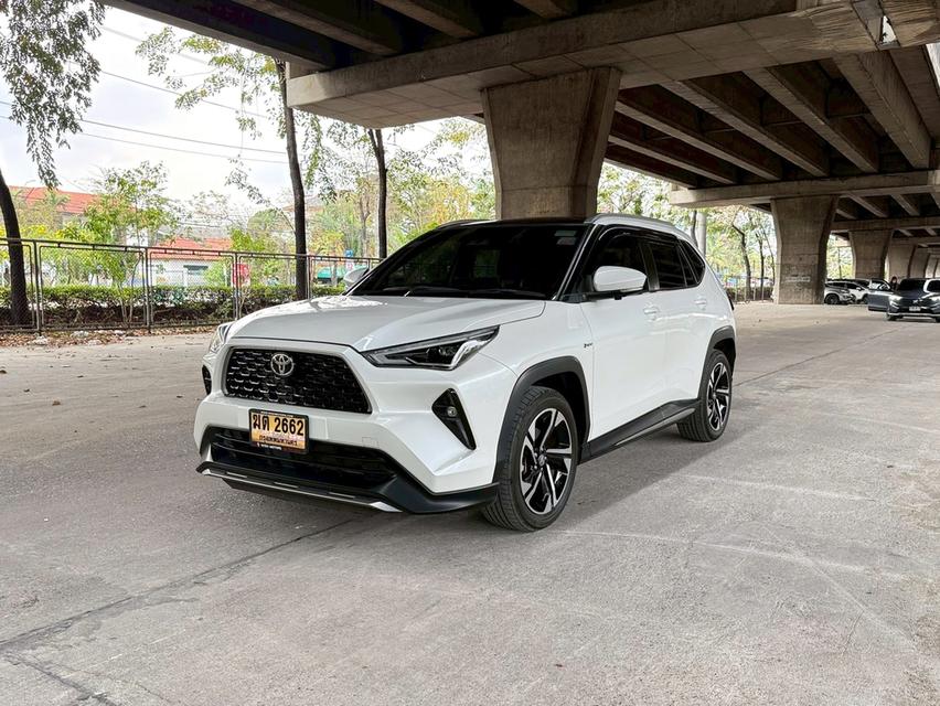 ขายรถ Toyota Yaris Cross 1.5 HEV ปี 2024 สีขาว เกียร์ออโต้ รูปที่ 3
