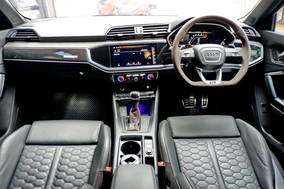 Audi RS Q3 Sportback quattro SUV ปี 2021 การันตีไมล์แท้ 8,xxx km.