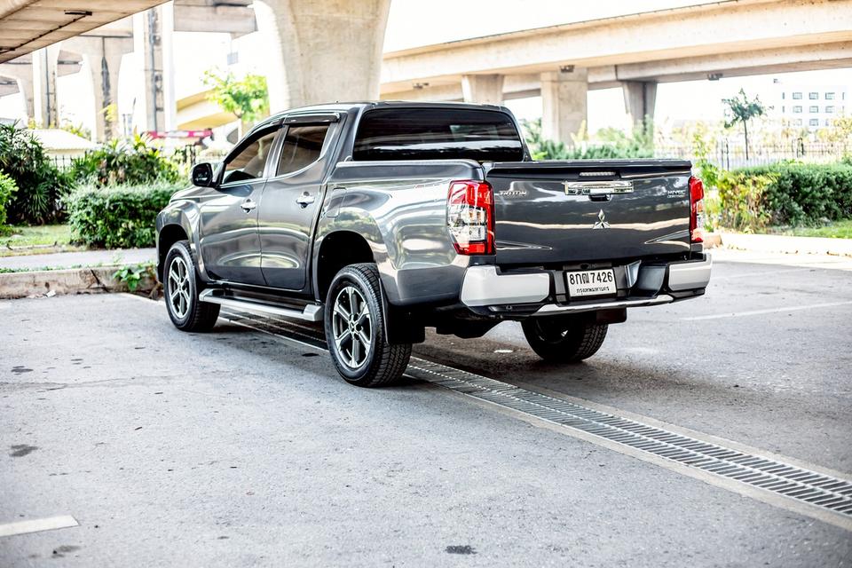 Mitsubishi Triton 2.4 GT PREMIUM Plus 4x4 Double cab ปี 2019 เกียร์ออโต้ สีเทา มือเดียวป้ายแดง 7