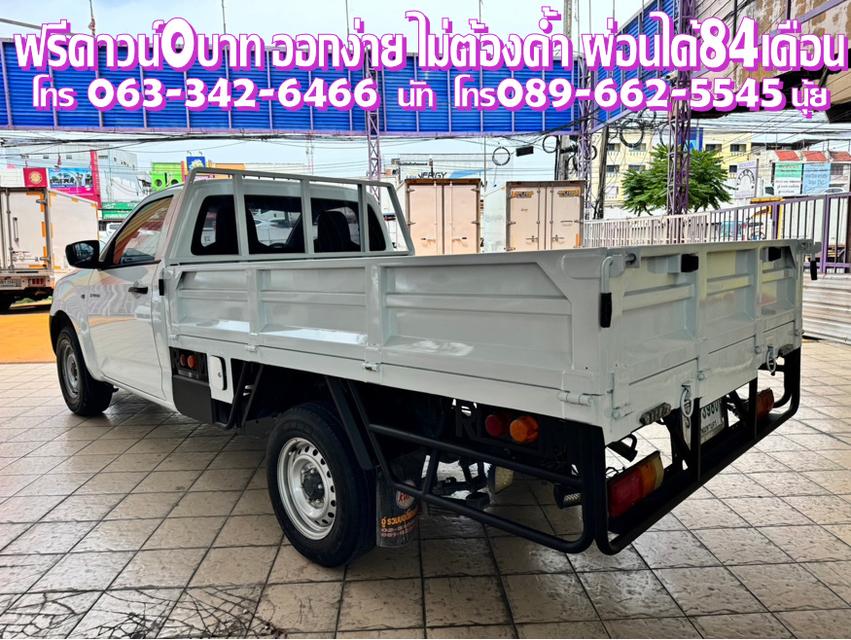 ISUZU D-MAX SPARK 1.9 B MT 2021 4