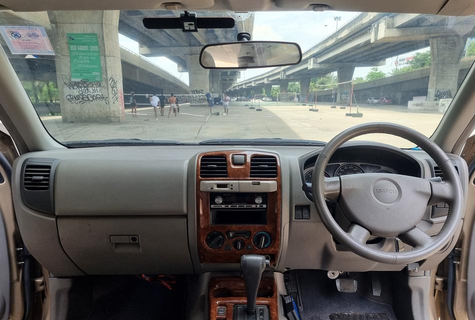 Isuzu Thairung Adventure 3.0  Master Auto ปี 2004 5