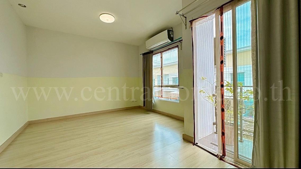 ทาวน์โฮม ดิ เอสเซนส์ ชัยพฤกษ์ - วงแหวน ถูกที่สุดในโครงการ 9